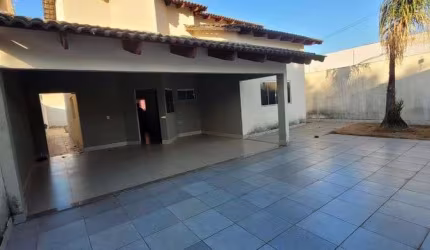 Casa para venda com 3 quartos em Estância Itaguaí - Caldas Novas - GO