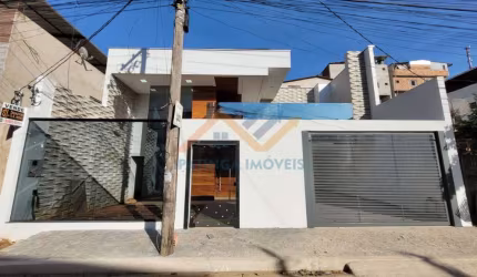 Casa duplex no bairro Tiradentes em Ipatinga
