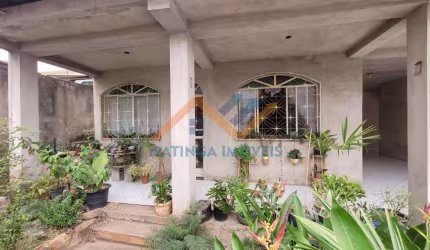 Casa com Lote grande no Bairro Veneza  -  Ipatinga