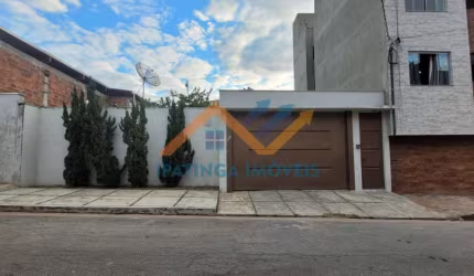 Casa Duplex com 3 quartos no Bethânia