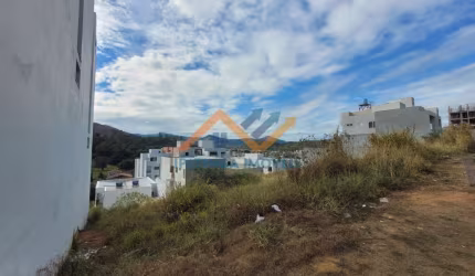 Terreno de 360m² no Belvedere - Coronel Fabriciano