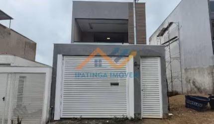 Casa duplex com 2 suítes e 1 vaga de garagem no Cidade Nova
