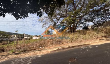 Terreno à venda no bairro Porto Seguro - Caratinga
