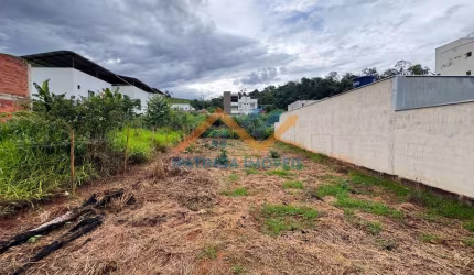 Terreno à venda no bairro Cidade Verde - Santana do Paraiso