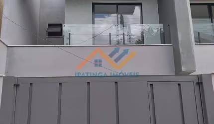 Casa lindíssima de 3 quartos com suíte no Bairro Ideal