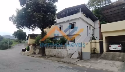 Casa no Bethania - Ipatinga para venda!