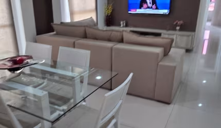 Excelente Apartamento Mobiliado no L´aqua Condominium Club – Totalmente Reformado e Pronto para Morar!