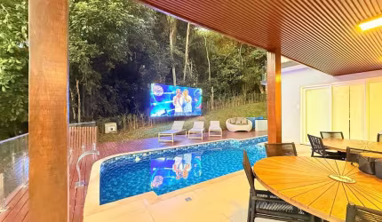 Aruã Ecoparck Casa Alto Padrão