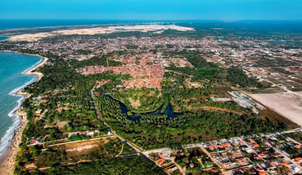 LOTE EM CONDOMÍNIO A 100MTS DA PRAIA EM PARACURU/CE