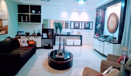 Apartamento com 4 dormitórios à venda, 320 m² por R$ 1.800.000,00 - Santa Maria - Uberaba/MG