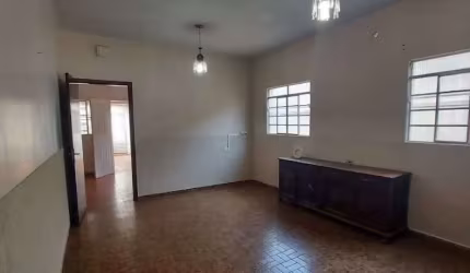 Casa com 3 dormitórios à venda, 220 m² por R$ 300.000,00 - Mercês - Uberaba/MG