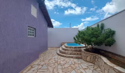 Casa com 3 dormitórios à venda, 160 m² por R$ 550.000,00 - Cidade Jardim - Uberaba/MG