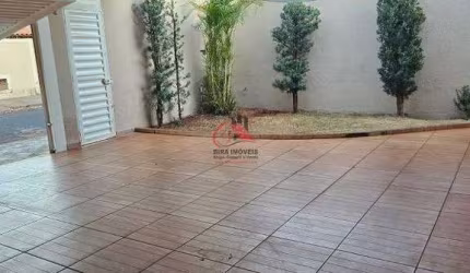 CASA À VENDA NO BAIRRO BEIJA FLOR III