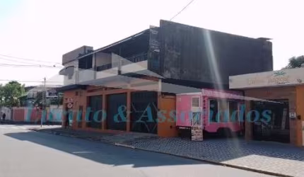 Sala comercial, no Boqueirão Praia Grande SP, de esquina, 01 banheiro, 01 vaga para moto, excelente localização.