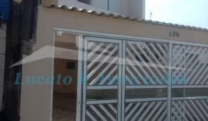 Casa de condomínio, sobreposta alta, na Vila Antártica, 02 dormitórios