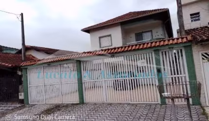 CASA Sobreposta Alta em Condominio Fechado para locação no JARDIM QUIETUDE EM PRAIA GRANDE SP