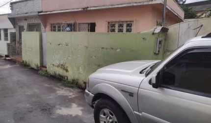 Terreno em condomínio fechado à venda no Centro, Manaus  por R$ 350.000