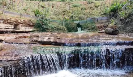 Chácara / sítio à venda no Centro, Presidente Figueiredo , 500 m2 por R$ 150.000