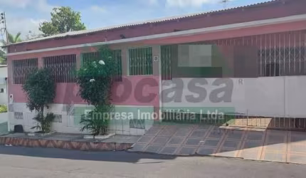 Casa com 3 quartos à venda no Monte das Oliveiras, Manaus , 273 m2 por R$ 200.000