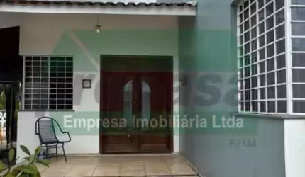 Casa em condomínio fechado com 4 quartos para alugar na Ponta Negra, Manaus , 600 m2 por R$ 8.000
