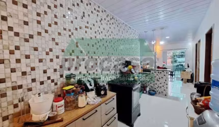Casa com 3 quartos à venda no Petrópolis, Manaus , 250 m2 por R$ 270.000