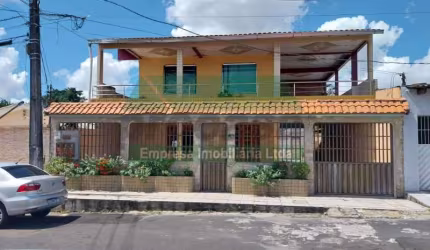 Casa com 5 quartos à venda no Planalto, Manaus , 360 m2 por R$ 700.000