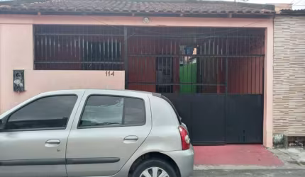 Casa com 2 quartos à venda no Coroado, Manaus , 100 m2 por R$ 220.000
