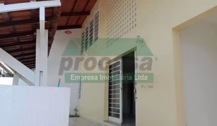 Casa com 3 quartos à venda na Nossa Senhora das Graças, Manaus , 400 m2 por R$ 780.000