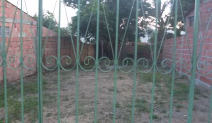 Terreno em condomínio fechado à venda no Tarumã, Manaus  por R$ 50.000