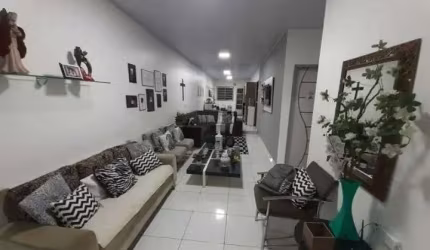 Casa em condomínio fechado com 3 quartos à venda no Colônia Santo Antônio, Manaus , 250 m2 por R$ 300.000