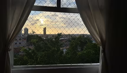 2 ou 3 quartos, oportunidade única a poucos passos da beira-mar revitalizada!