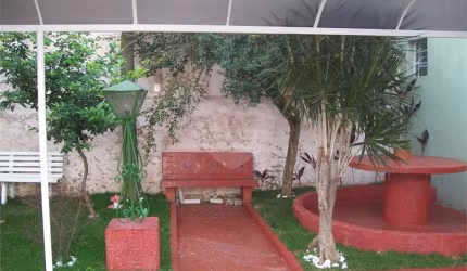 Casa térrea com 8 quartos à venda em Parada Inglesa - SP