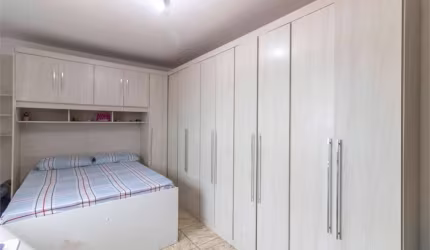 Casa com 2 quartos à venda em Vila Mazzei - SP