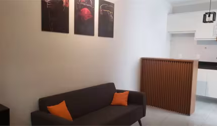 Condomínio com 2 quartos à venda em Vila Basileia - SP