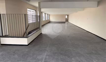 Prédio inteiro para locação em Tucuruvi - SP