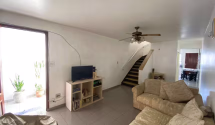Casa com 3 quartos à venda em Vila Mazzei - SP