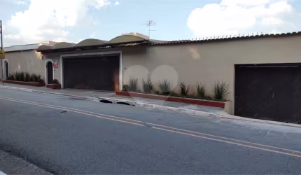 Casa com 5 quartos para locação em Vila Albertina - SP