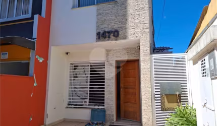 Prédio inteiro para locação em Água Fria - SP