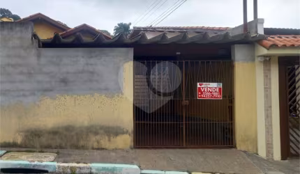 Casa com 4 quartos à venda em Vila Irmãos Arnoni - SP