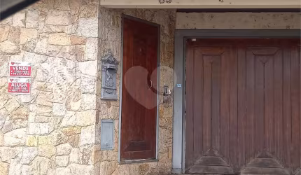 Casa com 4 quartos à venda ou para locação em Vila Albertina - SP