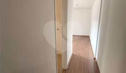 Apartamento com 2 quartos à venda ou para locação em Tucuruvi - SP