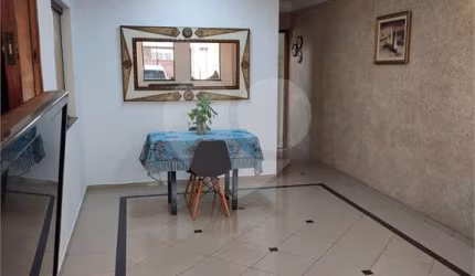 Casa com 1 quartos à venda em Vila Constança - SP