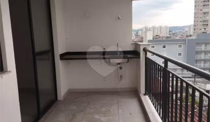 Apartamento com 3 quartos à venda em Chora Menino - SP