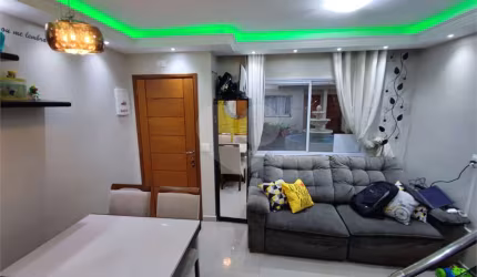 Condomínio com 2 quartos à venda em Tremembé - SP