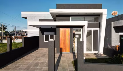 Casa com 3 quartos à venda na argo, 294, Guarani, Capão da Canoa, 80 m2 por R$ 590.000