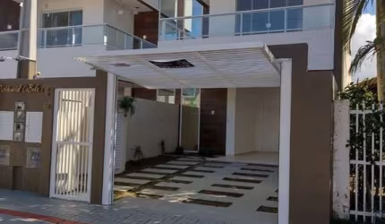 Casa com 3 quartos à venda na Alfredo Walter Graeff, 326, Balneário Perequê, Porto Belo por R$ 1.985.000