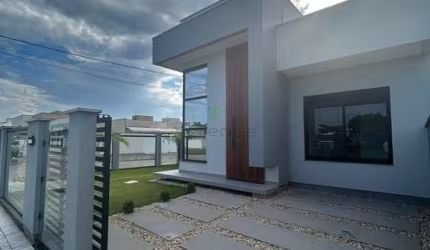 Casa com 2 quartos à venda na Clementina Benatti, 9, Universitário, Tijucas por R$ 649.000