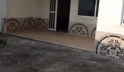DR Linda casa com 1 quarto próximo ao comércio - Cidade Beira Mar - Rio das Ostras/RJ