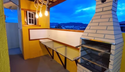 CASA LINDA EM ARRAIAL DO CABO (CENTRO)