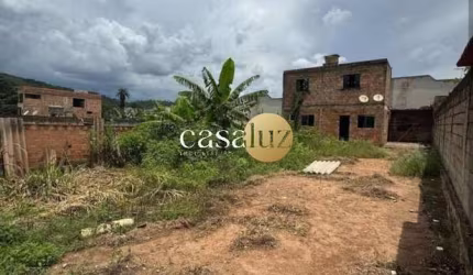 Casa localizada no bairro Brasília/Sarzedo